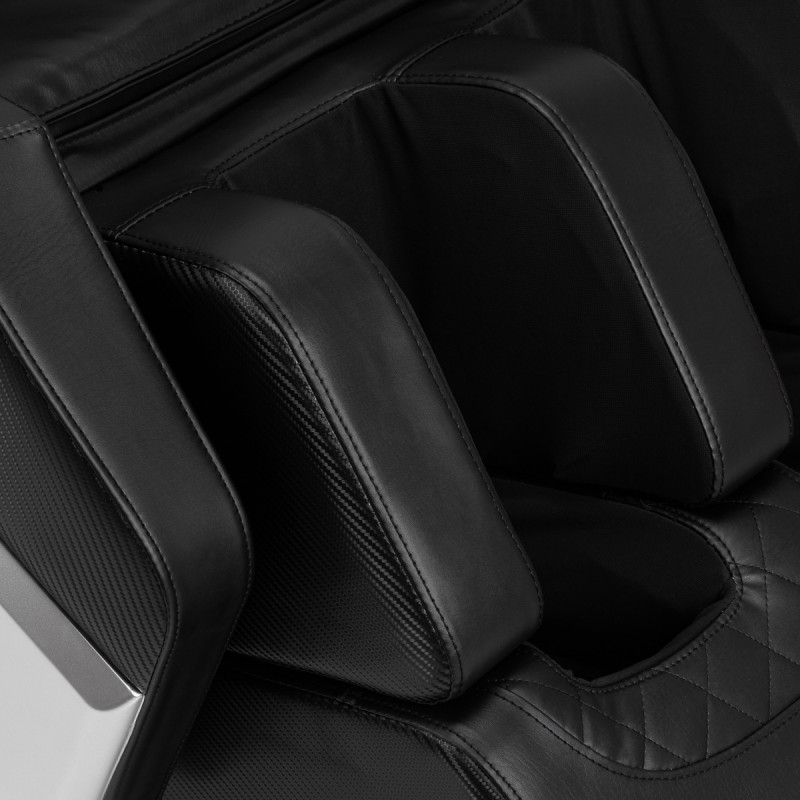 Sakura Prime 108 massage chair black