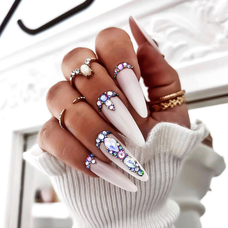 Nail crystals 3D 20 pcs Nr 2